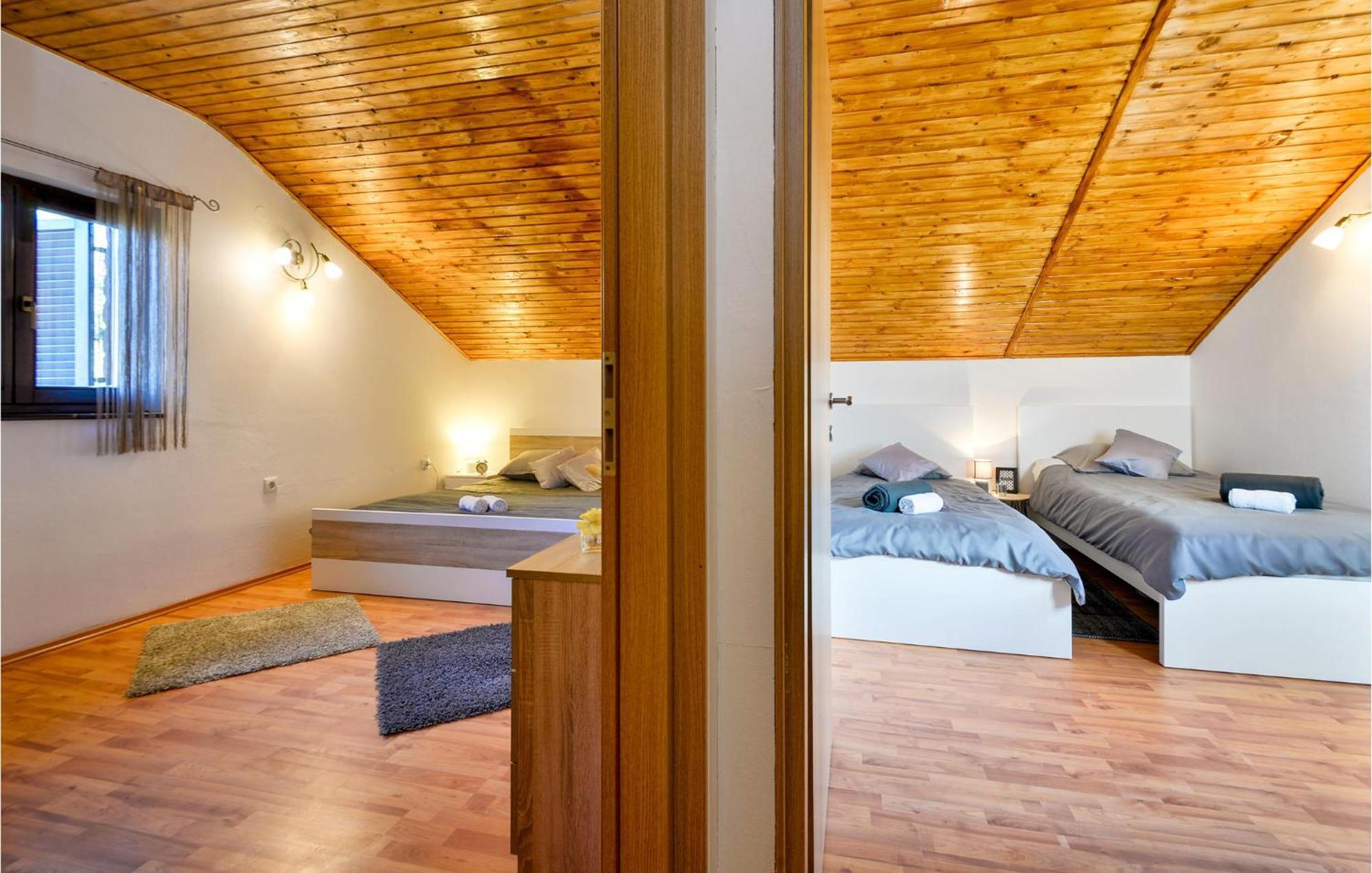 2 Bedroom Gorgeous Home In Gornje Stative Eksteriør billede